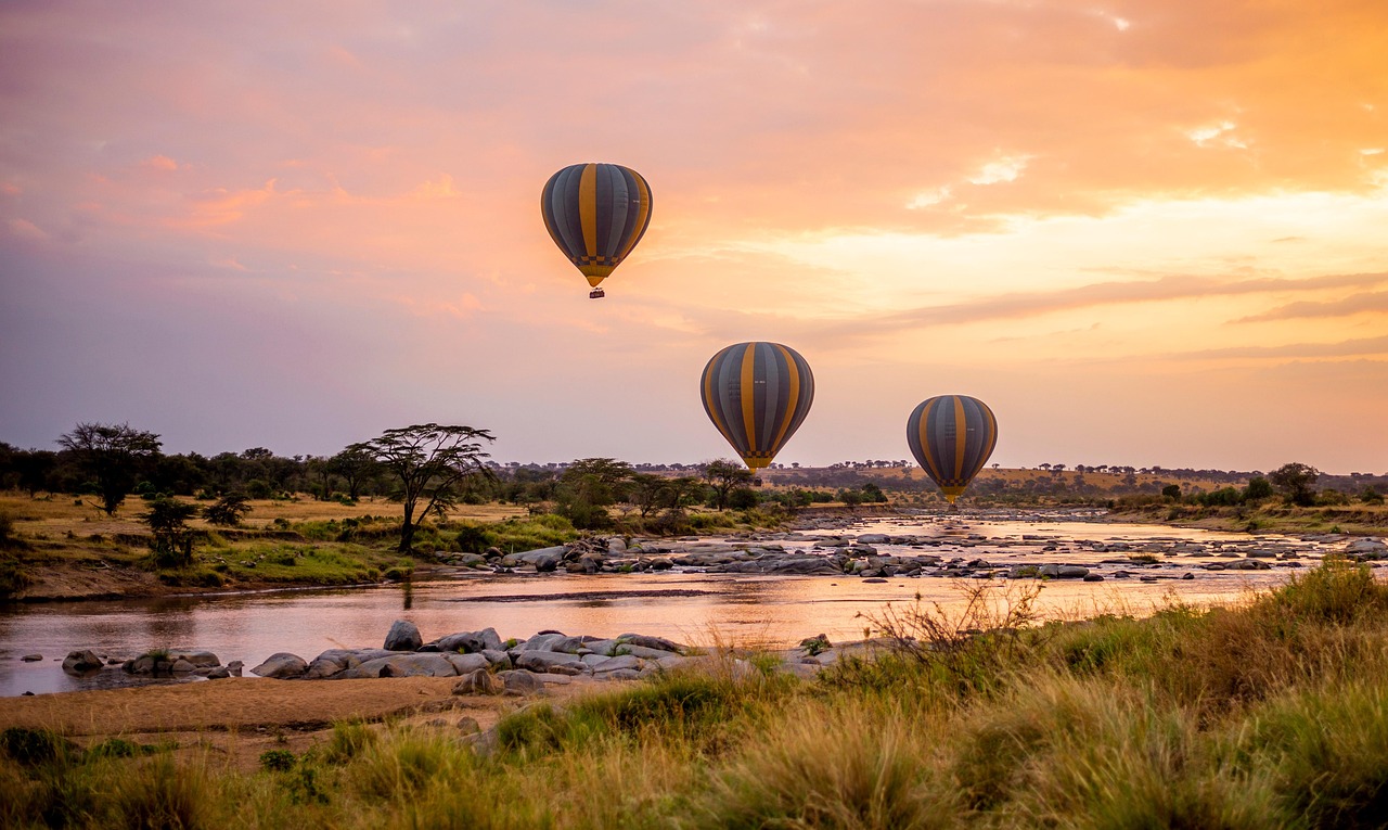 5 Days Ngorongoro Serengeti and Lake Eyasi Safari